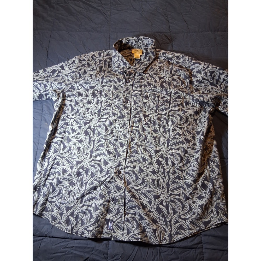 L.L. Bean Button Up Blue Floral‎ Shirt Short Sleeve Large Traditional Fit 516644